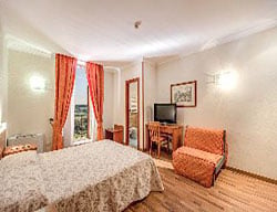 Hotel Romoli