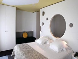 Hotel Room Mate Pau Hotel Room Mate Pau