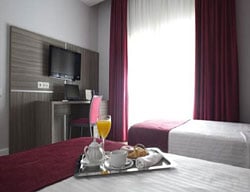 Hotel Serrano