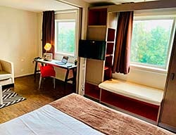 Hotel Suites Standing
