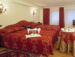 Hotel Suites Torre Dellorologio