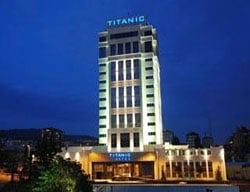 Hotel Titanic Business