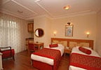 Hotel Santa Ottoman