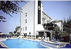 Hotel Ferretti Beach Resort