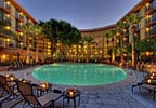 Hotel Embassy Suites Phoenix Biltmore