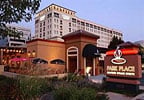 Hotel The Cypress