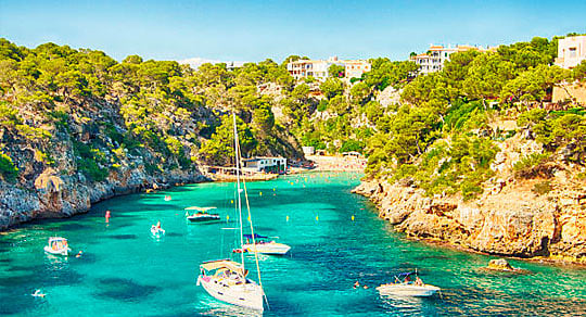 Vacaciones en Mallorca con Ferry + Hotel + Coche. Salida desde Valencia