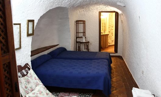 Cuevas De Tio Tobas