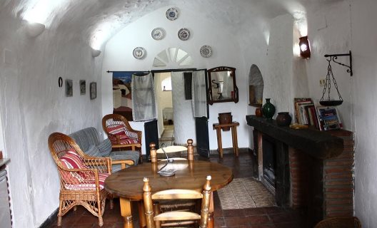 Cuevas De Tio Tobas