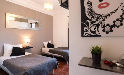 Dinastia Guesthouse
