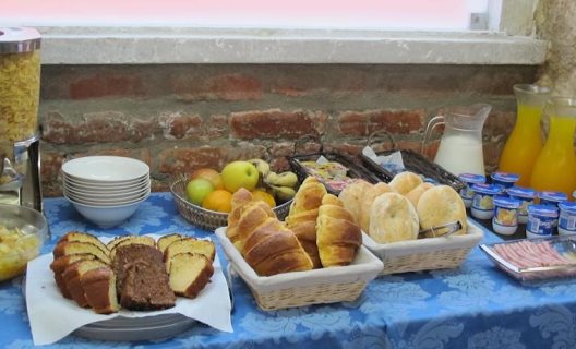Dinastia Guesthouse