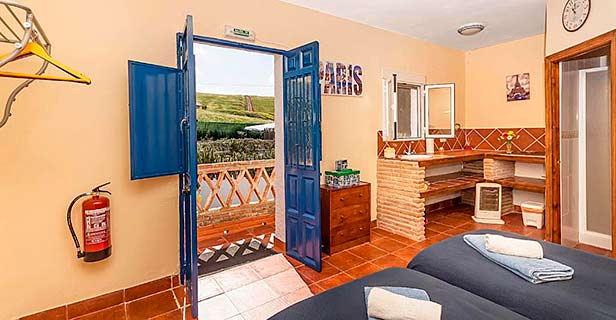 Dos Alamos B&b