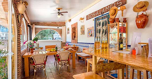 Dos Alamos B&b