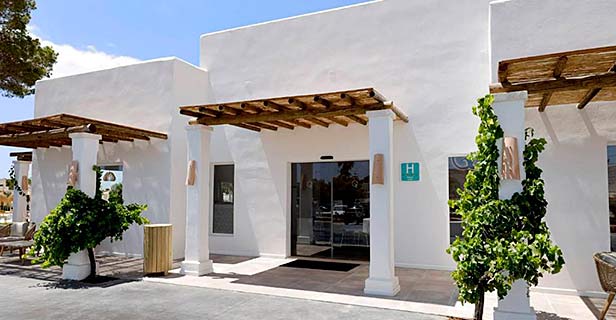 Eques Petit Resort