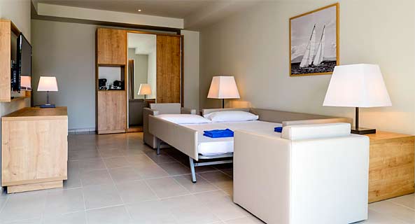 Estival El Dorado Resort