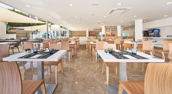 Globales Cala Bona Suites