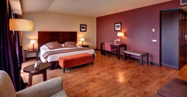 Gran Hotel Ciudad De Barbastro