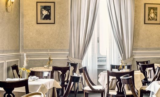 Grand Hotel