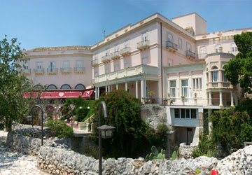 Grand Hotel Villa Politi