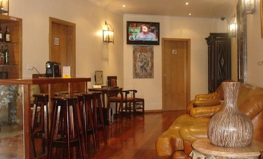 Grande Pensao Residencial Alcobia