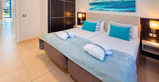 Grupotel Playa Feliz