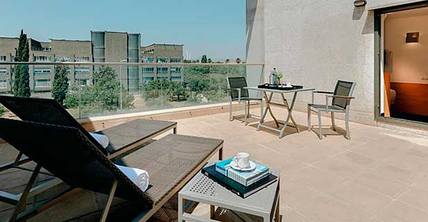 Hesperia Fira Suites Barcelona