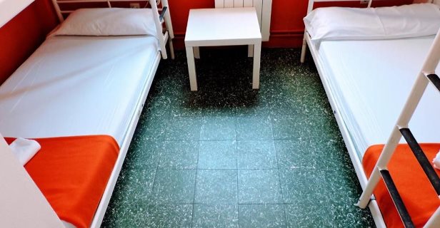 Home Backpackers Valencia