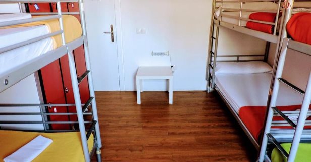 Home Backpackers Valencia