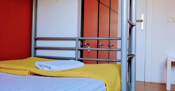 Home Backpackers Valencia