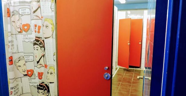 Home Backpackers Valencia