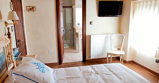 Hospedería Casa De La Campana
