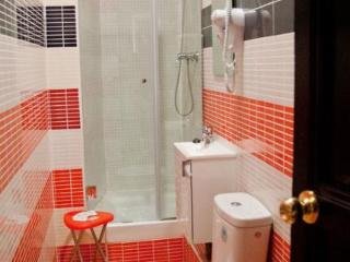 Hostal 12 Rooms