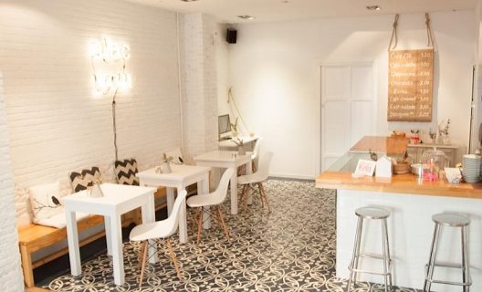 Hostal Abcyou Bed And Breakfast