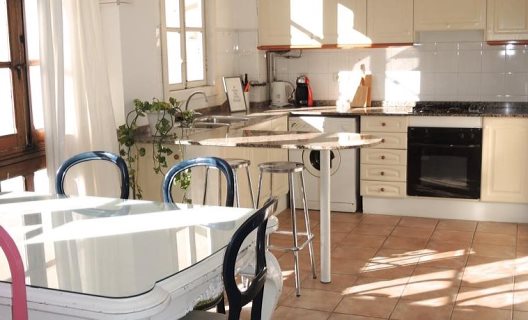 Hostal Abcyou Bed And Breakfast