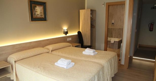 Hostal Acella