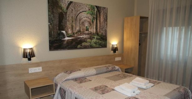 Hostal Acella