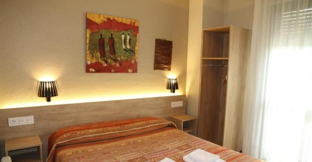 Hostal Acella