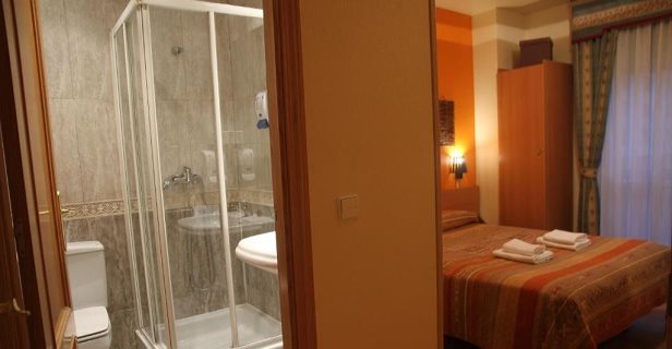 Hostal Acella