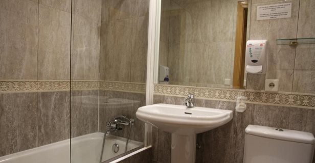 Hostal Acella