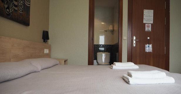 Hostal Acella