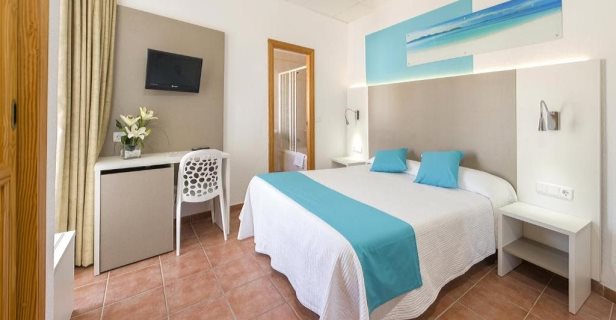 Hostal Adelino