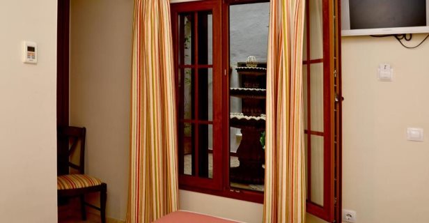 Hostal Al Andalus