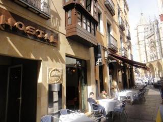 Hostal Albany