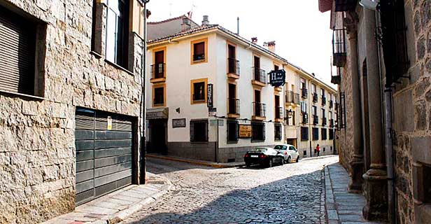 Hostal Alcántara