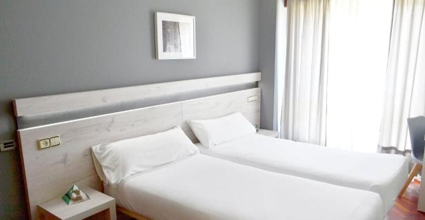 Hostal Alda Puerta Coruña