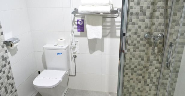 Hostal Alda Puerta Coruña