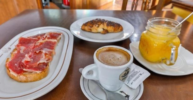 Hostal Alfonso XI