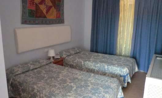Hostal Alhaja Playa