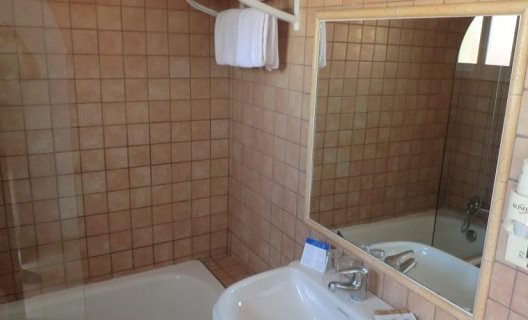 Hostal Alhaja Playa