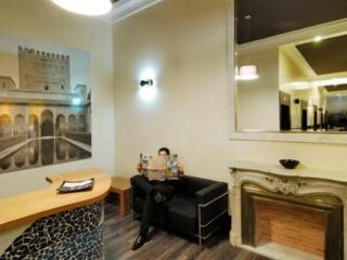 Hostal Alhambra Suites